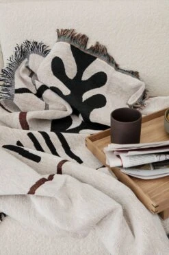 Ferm LIVING Plateau Bon, S, Chêne 10 Ferm LIVING Plateau Bon, S, Chêne -Ferm Living 03 3418 2