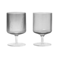 Ferm LIVING 2 verres à Vin Ripple, Smoked Grey