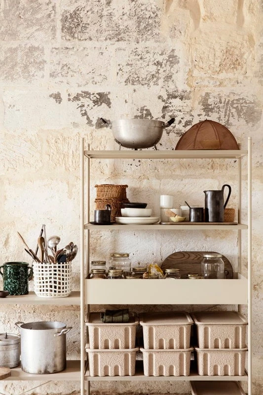 Ferm LIVING Grand Panier Ceramic, Blanc Cassé 4 Ferm LIVING Grand Panier Ceramic, Blanc Cassé – Image 2