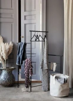 Ferm LIVING Portant à Vêtements Dora, Cashmere -Ferm Living 20 3241