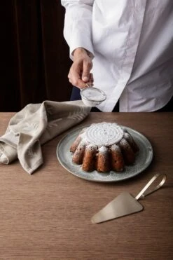 Ferm LIVING Pelle à Gâteau Fein, Laiton -Ferm Living 25 17328