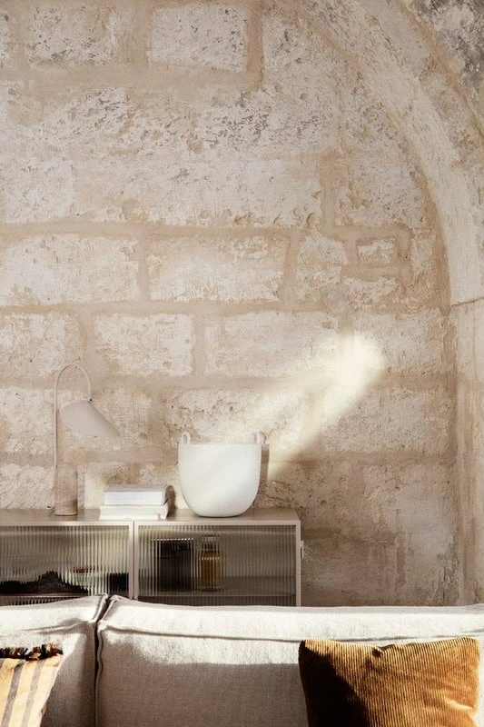 Ferm LIVING Grand Pot Speckle, Blanc Cassé 6 Ferm LIVING Grand Pot Speckle, Blanc Cassé – Image 4