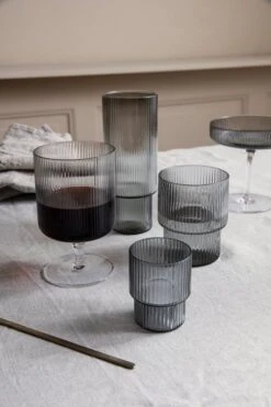 Ferm LIVING 4 verres à Long Drink Ripple, Smoked Grey -Ferm Living 28 a 17193