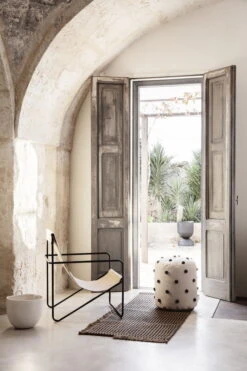 Ferm LIVING Pouf Tufté Dot, Sable - noir -Ferm Living 44 1397