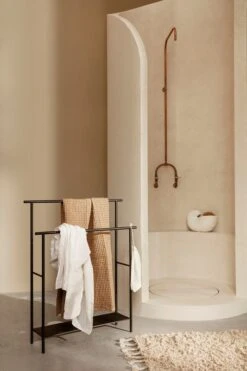 Ferm LIVING Porte-serviettes Dora, Noir -Ferm Living 50 0894