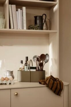 Ferm LIVING Pichet Flow, Noir -Ferm Living 60 1027 1