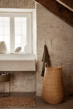 Ferm LIVING Patère Curvature, Laiton -Ferm Living 67 1176 3