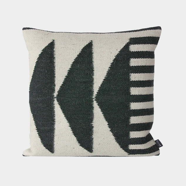 Ferm LIVING Coussin Kelim, Black Lines 5 Ferm LIVING Coussin Kelim, Black Lines – Image 3