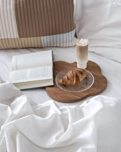 Ferm LIVING Verres à Long Drink Ripple, 4 pièces, Transparent 10 Ferm LIVING Verres à Long Drink Ripple, 4 pièces, Transparent -Ferm Living Midsummer Bedroom 2