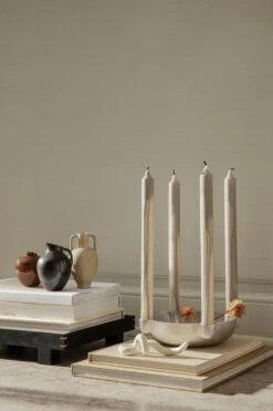 Ferm LIVING Vase Ary Mini, L, Sable -Ferm Living fermLIVING AW21 BowlCandleHolderMediumAluminium DrypCandles AryMiniVases image