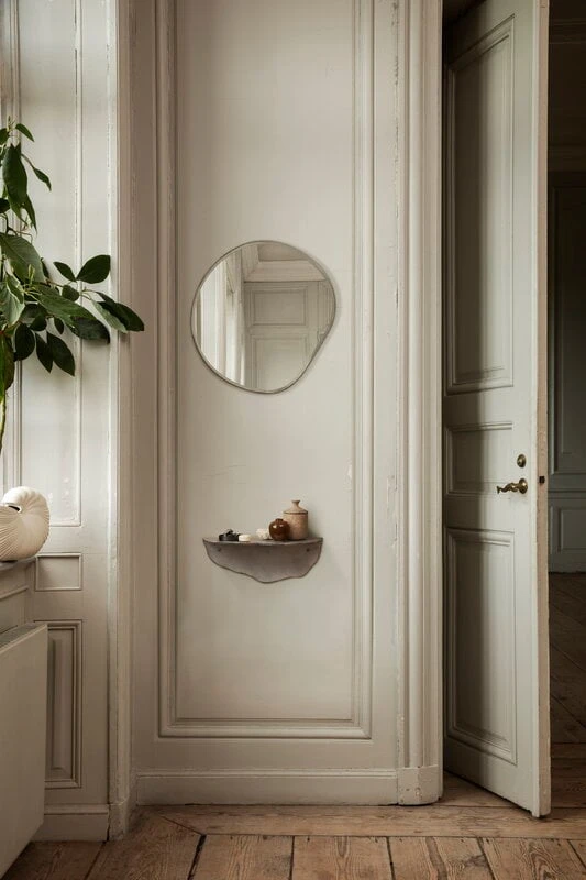 Ferm LIVING Petit Miroir Pond, Chrome Foncé 4 Ferm LIVING Petit Miroir Pond, Chrome Foncé – Image 2