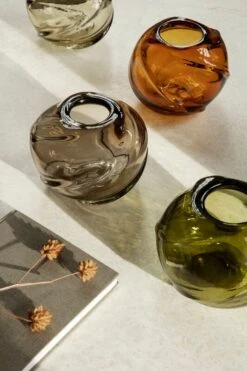 Ferm LIVING Vase Rond Water Swirl, Ambre -Ferm Living fermLIVING AW21 WaterSwirlVaseRound image 2