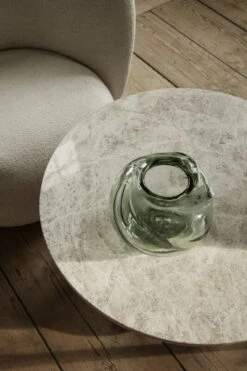 Ferm LIVING Vase Rond Water Swirl, Verre Recyclé -Ferm Living fermLIVING AW21 WaterSwirlVaseRoundRecycledGlass image