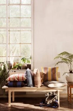 Ferm LIVING Coussin Grand, 50 X 50 Cm, Sable - Noir -Ferm Living fermLIVING PekaBench image 1