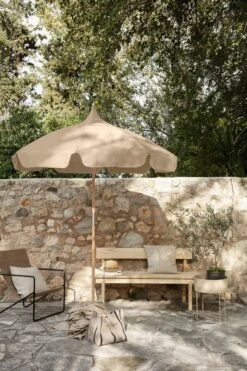 Ferm LIVING Parasol Lull, Hêtre - Cashmere -Ferm Living fermLIVING SS22 LullUmbrella Cashmere image 1