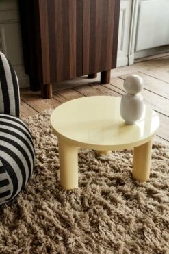 Ferm LIVING Table Basse Post, 65 cm, Lemonade -Ferm Living fermLIVING SS22 PostCoffeeTableSmallHighGloss Lemonade image 1