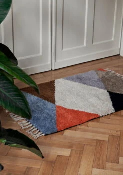 Ferm LIVING Tapis Noué Harlequin, 80 x 120 cm, Multicolore -Ferm Living fermLIVING AW22 HarlequinKnottedRug 1104266310 image 1