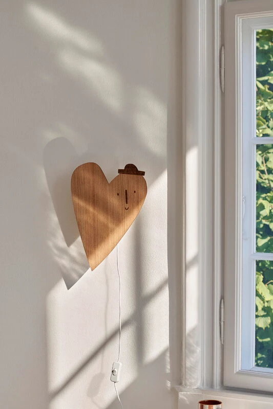Ferm LIVING Lampe Murale Heart, Chêne Huilé 4 Ferm LIVING Lampe Murale Heart, Chêne Huilé – Image 2