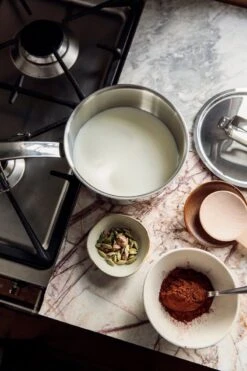 Ferm LIVING Ensemble Resting Spoon, Chocolat -Ferm Living laskiainen22 Ruoka6 1