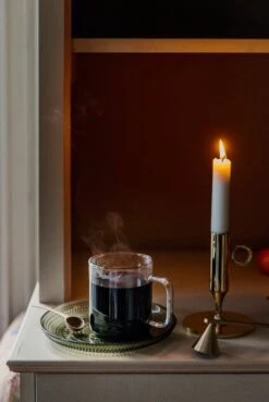 Ferm LIVING Éteignoir à Bougie, Laiton 13 Ferm LIVING Éteignoir à Bougie, Laiton -Ferm Living suvi kesalainen Drinkki6